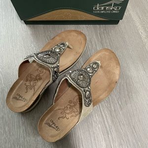 COPY - Dansko Pamela be added thong flip flop